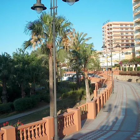 First Line, To The Beach, 1 Bed , Sleeps