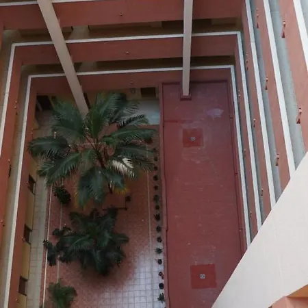 Apartment First Line, To The Beach, 1 Bed , Sleeps